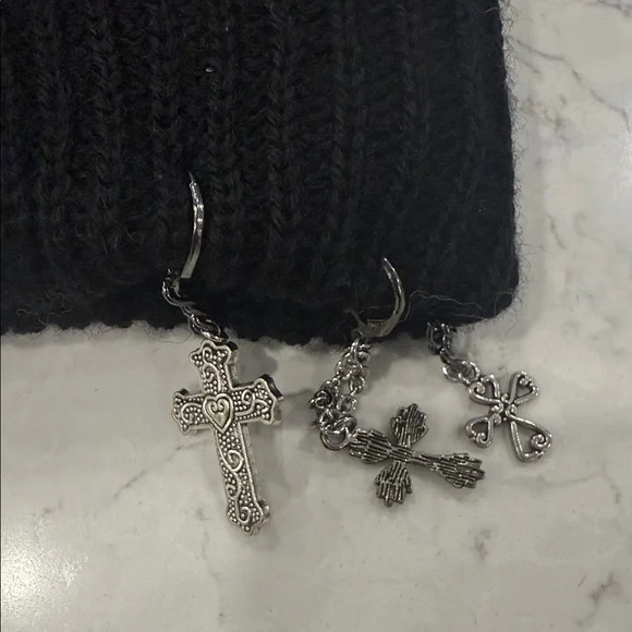 R13 cashmere beanie with chains - Picture 4 of 5